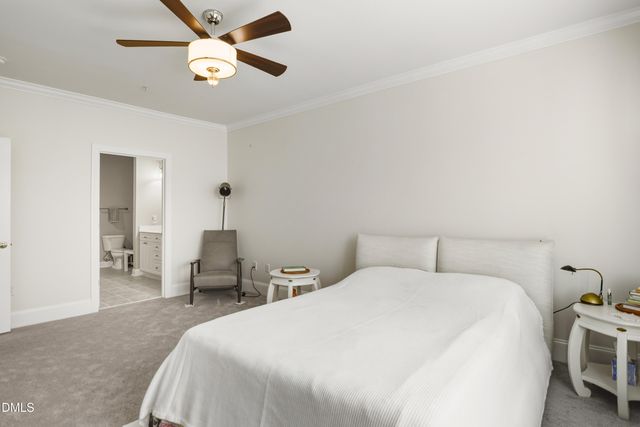 3920 Essex Garden Lane 304, Raleigh, NC 27612