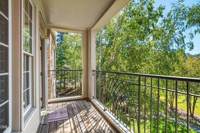 3920 Essex Garden Lane 304, Raleigh, NC 27612