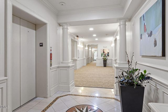 3920 Essex Garden Lane 304, Raleigh, NC 27612