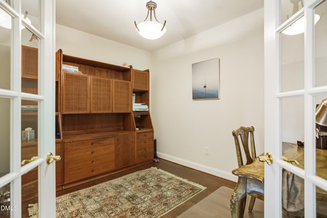 3920 Essex Garden Lane 304, Raleigh, NC 27612