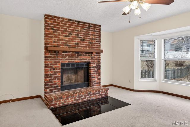 1276 Stephenridge Drive, St Charles, MO 63304