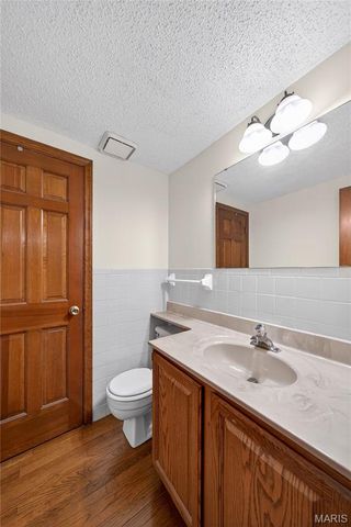 1276 Stephenridge Drive, St Charles, MO 63304