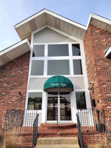 1276 Stephenridge Drive, St Charles, MO 63304