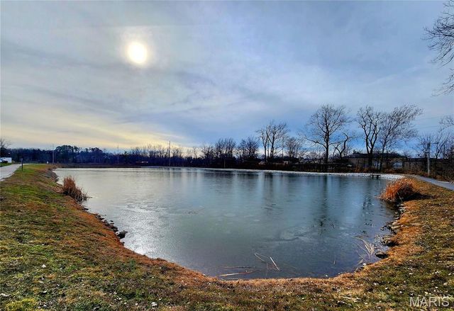 1276 Stephenridge Drive, St Charles, MO 63304