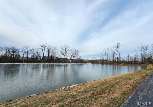 1276 Stephenridge Drive, St Charles, MO 63304