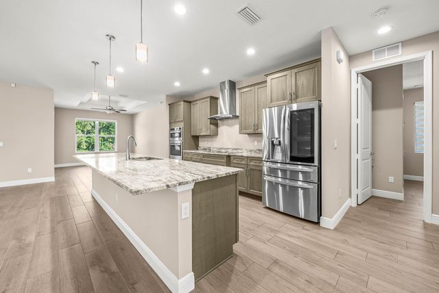 18713 92nd Lane N, Loxahatchee, FL 33470