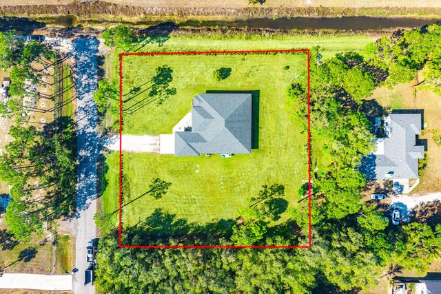 18713 92nd Lane N, Loxahatchee, FL 33470