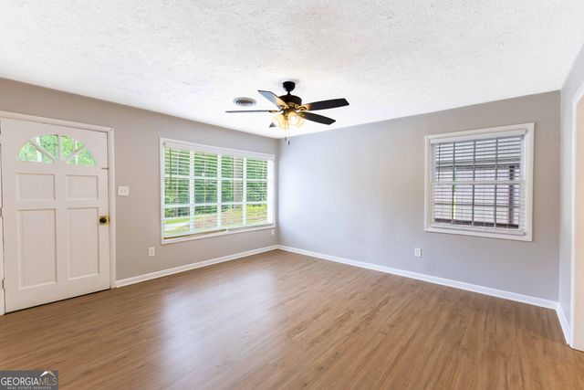 250 Forrest Avenue, Fayetteville, GA 30214