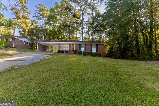 250 Forrest Avenue, Fayetteville, GA 30214