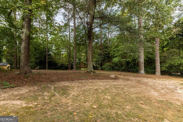 250 Forrest Avenue, Fayetteville, GA 30214