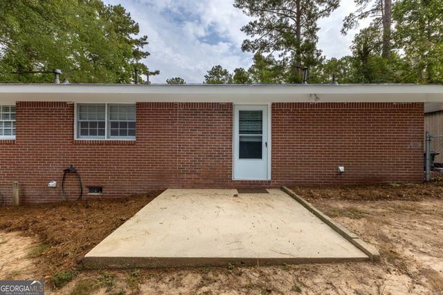 250 Forrest Avenue, Fayetteville, GA 30214