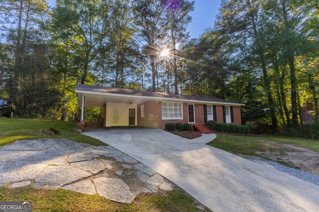 250 Forrest Avenue, Fayetteville, GA 30214