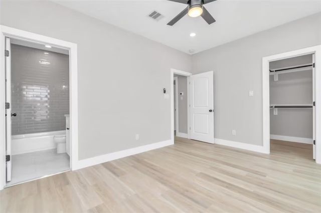 819 E 40th Street A, Houston, TX 77022