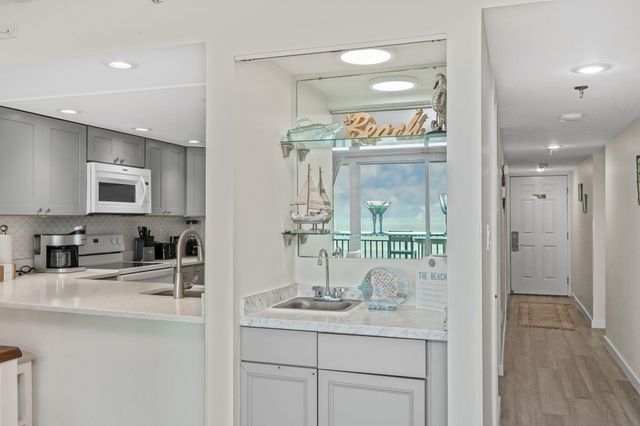 381 Santa Rosa Boulevard, C411, Fort Walton Beach, FL 32548