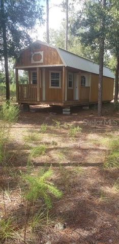 18505 HOLLOWAY LANE, Dade City, FL 33523