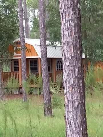 18505 HOLLOWAY LANE, Dade City, FL 33523