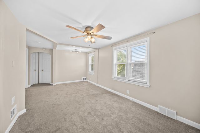 548 Prairie Avenue 2, Downers Grove, IL 60515