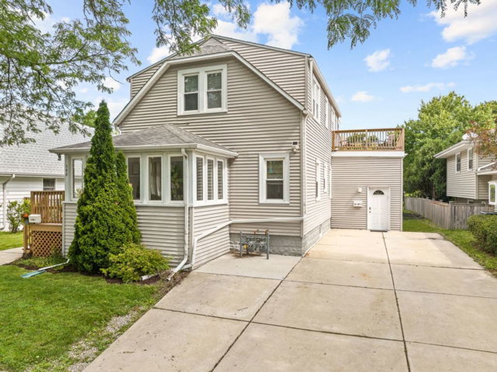 548 Prairie Avenue 2, Downers Grove, IL 60515