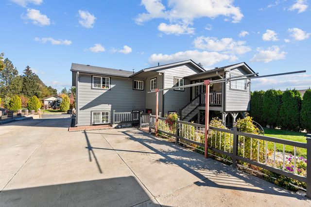 6423 N Altamont St, Spokane, WA 99217
