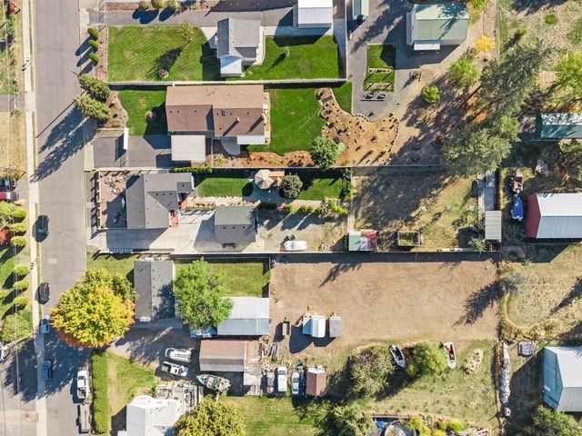 6423 N Altamont St, Spokane, WA 99217
