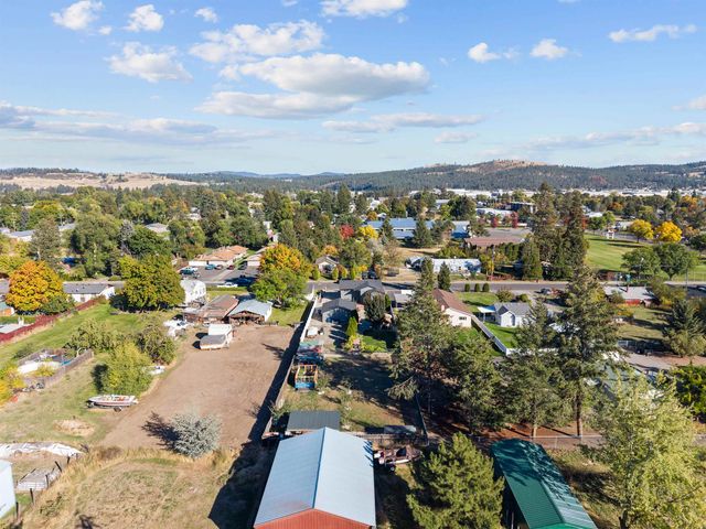 6423 N Altamont St, Spokane, WA 99217
