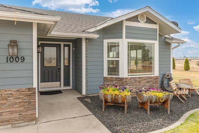 1009 S Bartholomew St, Medical Lake, WA 99022