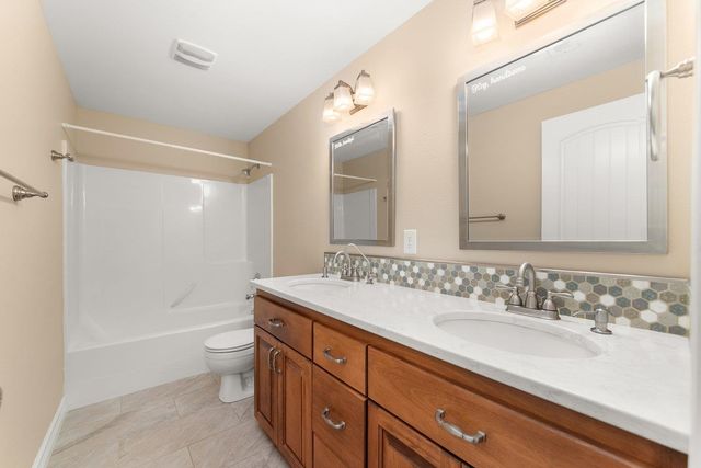 1009 S Bartholomew St, Medical Lake, WA 99022