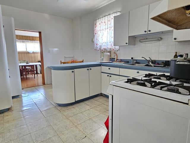 5948 W Diversey Avenue, Chicago, IL 60639