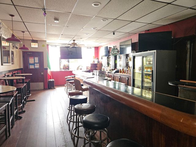 5948 W Diversey Avenue, Chicago, IL 60639