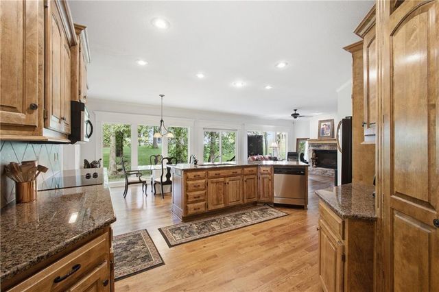10312 N Revere Avenue, Kansas City, MO 64154
