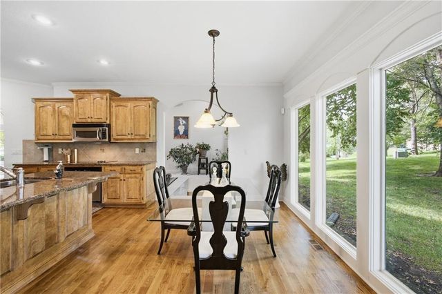 10312 N Revere Avenue, Kansas City, MO 64154