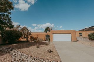 12305 CLAREMONT Avenue NE, Albuquerque, NM 87112
