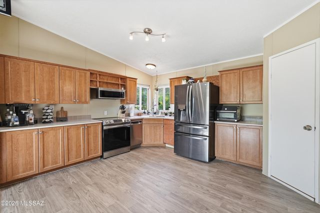 15680 E Colossal Cave Road, Vail, AZ 85641