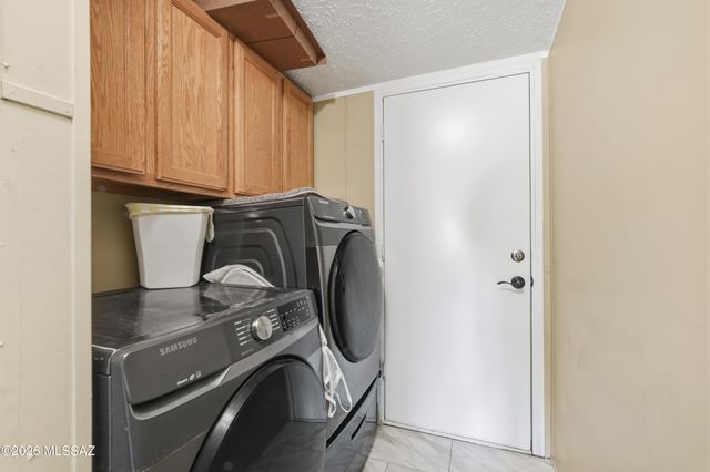 15680 E Colossal Cave Road, Vail, AZ 85641