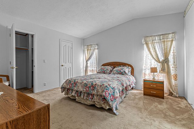 7670 E Antelope Rd Road, Eagle Point, OR 97524