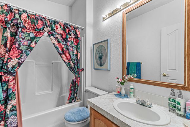 7670 E Antelope Rd Road, Eagle Point, OR 97524