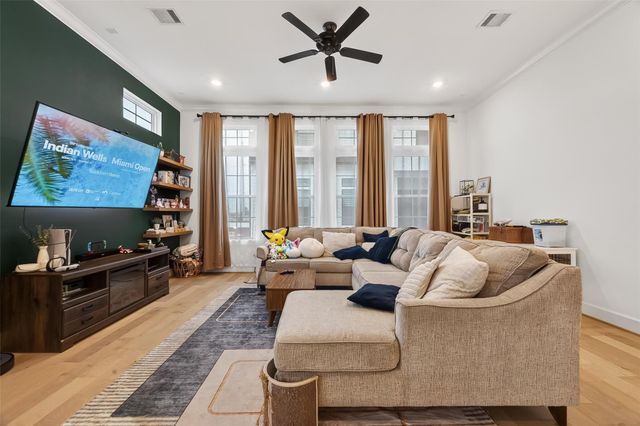 2015 Lou Ellen Lane F, Houston, TX 77018