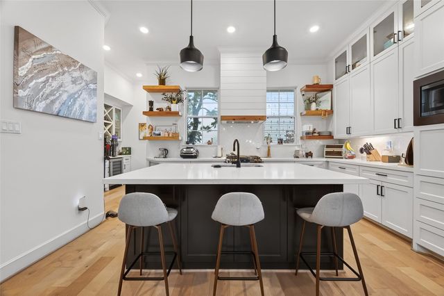 2015 Lou Ellen Lane F, Houston, TX 77018