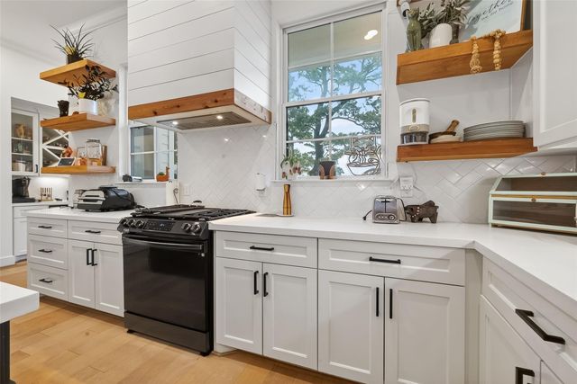 2015 Lou Ellen Lane F, Houston, TX 77018