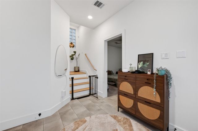 2015 Lou Ellen Lane F, Houston, TX 77018