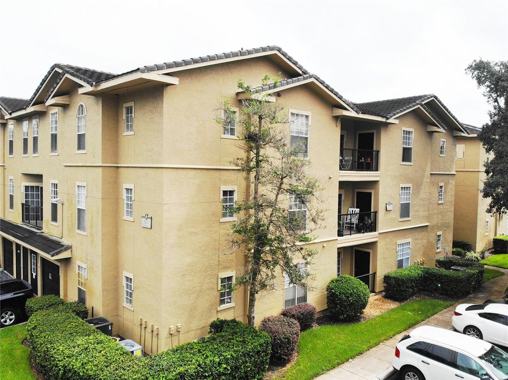 103 VISTA VERDI CIRCLE 205, Lake Mary, FL 32746