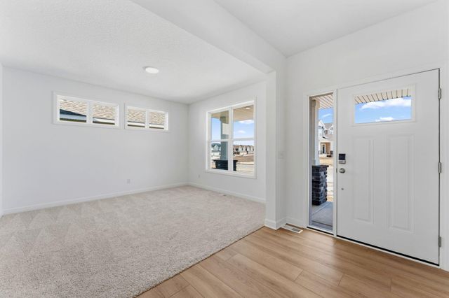 7537 Upper 42nd Street N, Oakdale, MN 55128