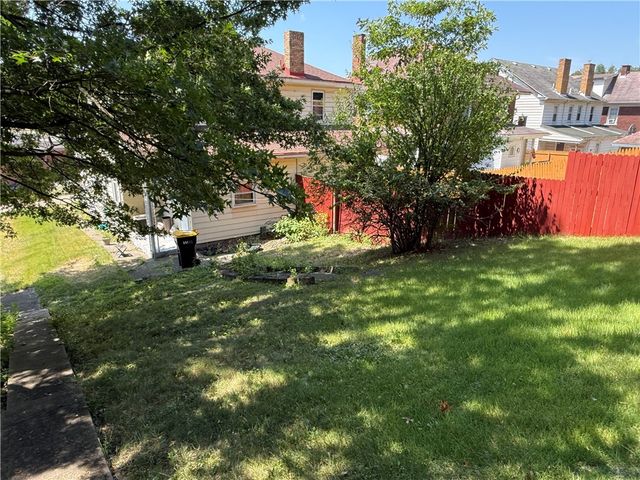 112 Greydon Ave, Mckees Rocks, PA 15136