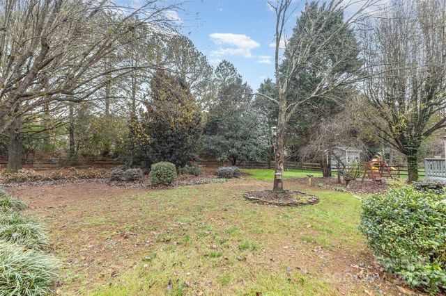 1210 Foxfield Road, Waxhaw, NC 28173