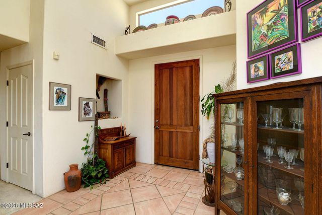 8865 E Honeybear Place, Tucson, AZ 85749