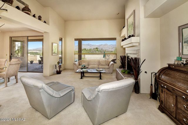 8865 E Honeybear Place, Tucson, AZ 85749