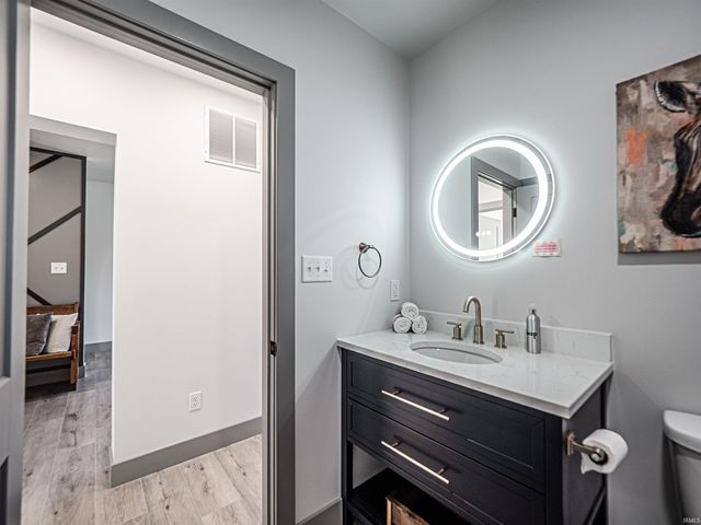 2615 Buchanan Road, Evansville, IN 47720