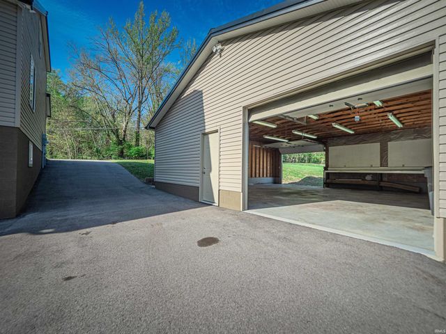 2615 Buchanan Road, Evansville, IN 47720