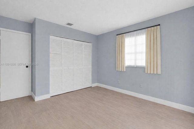 9131 N Lake Miramar Cir, Miramar, FL 33025