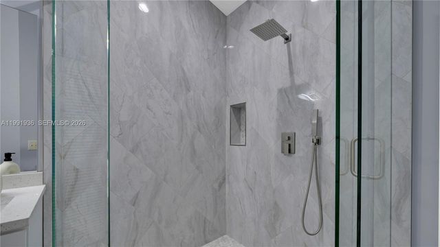 9131 N Lake Miramar Cir, Miramar, FL 33025